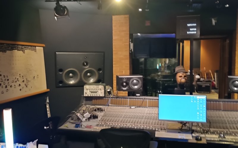 Altra prospettiva della Control Room del Bach Studio